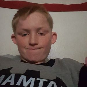 Meet your Posher, Ethan